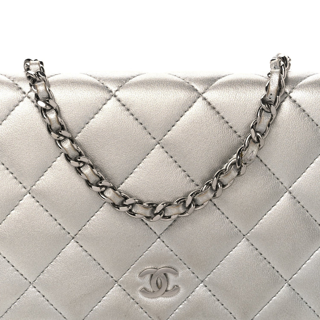 Metallic Lambskin Quilted Wallet On Chain WOC Silver wholesalehk.shop
