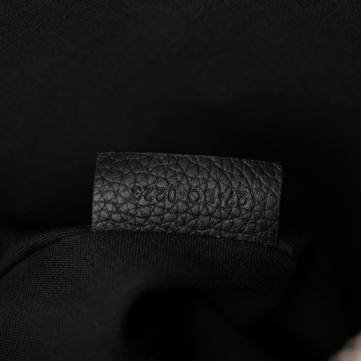 Oblique Saddle Triple Pouch Black wholesalehk.shop