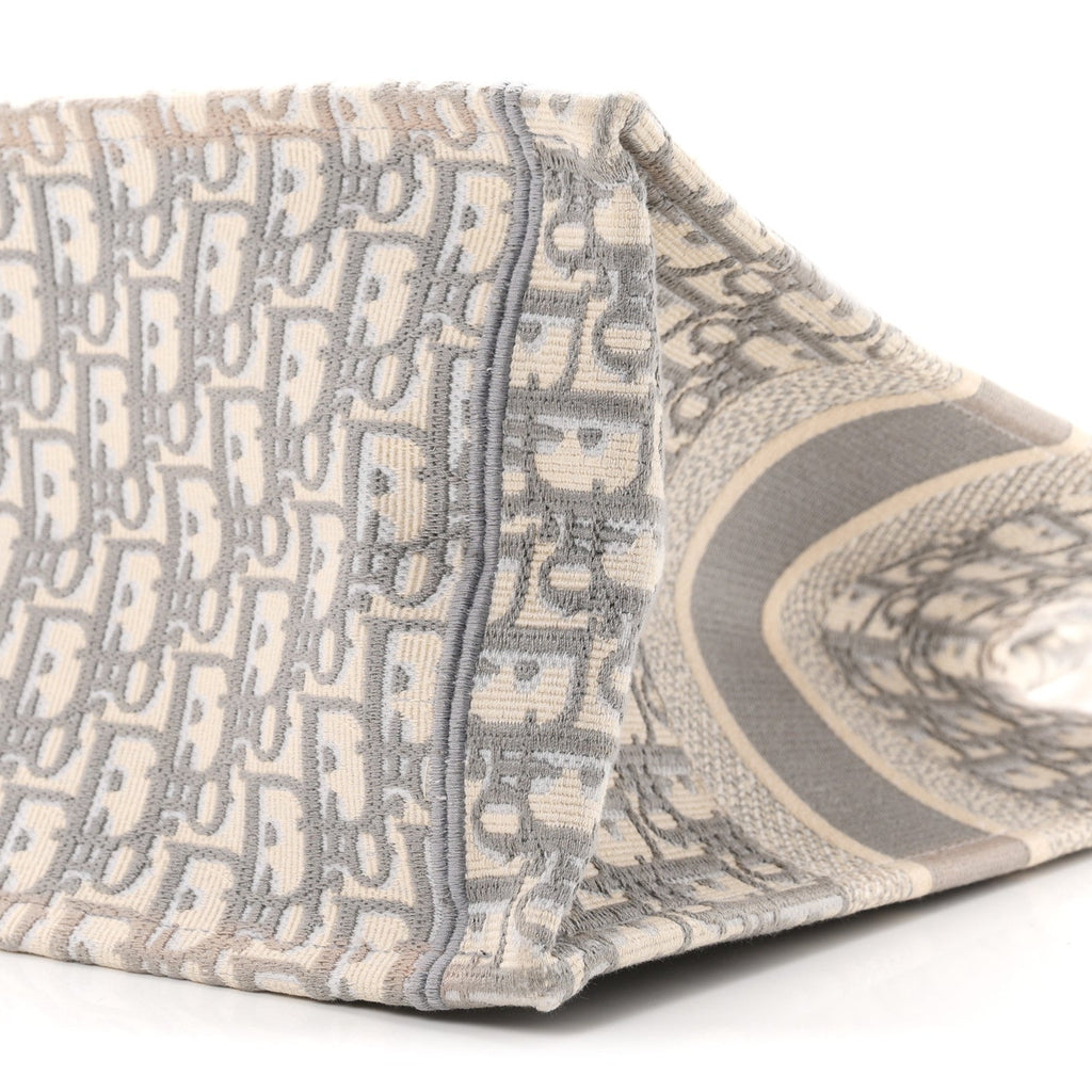 Oblique Medium Book Tote Grey £¨ Direct shipment via from wholesalehk.shop