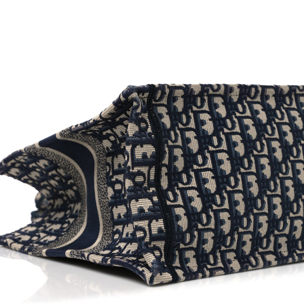 Oblique Medium Book Tote Blue Multicolor £¨ Direct shipment via from wholesalehk.shop