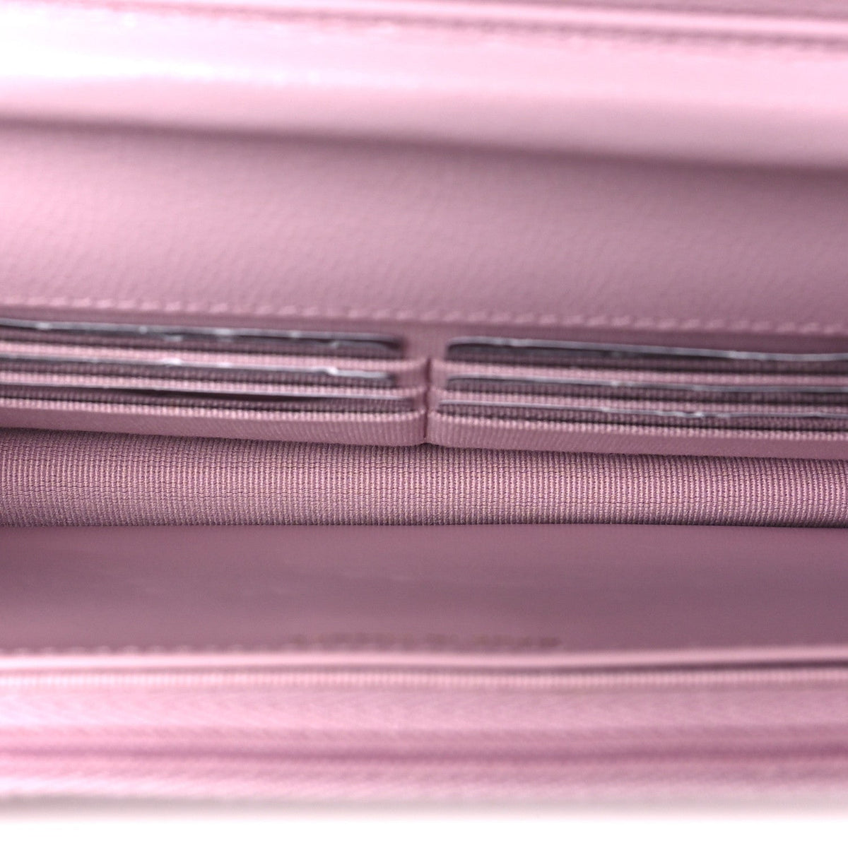 Caviar Quilted Wallet on Chain WOC Light Pink wholesalehk.shop