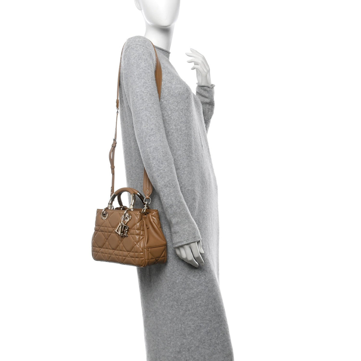 Calfskin Cannage Small The Lady 95.22 Beige wholesalehk.shop
