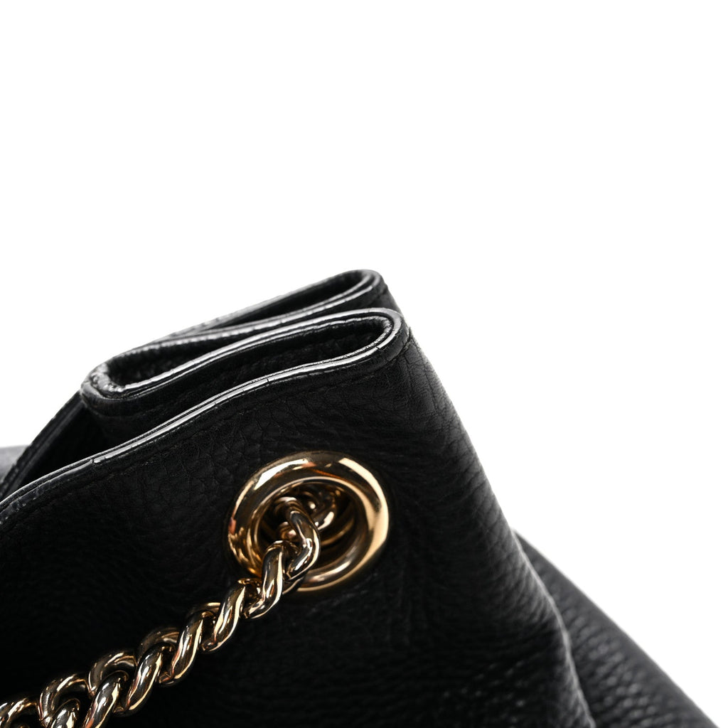 Pebbled Calfskin Medium Soho Chain Shoulder Bag Black wholesalehk.shop