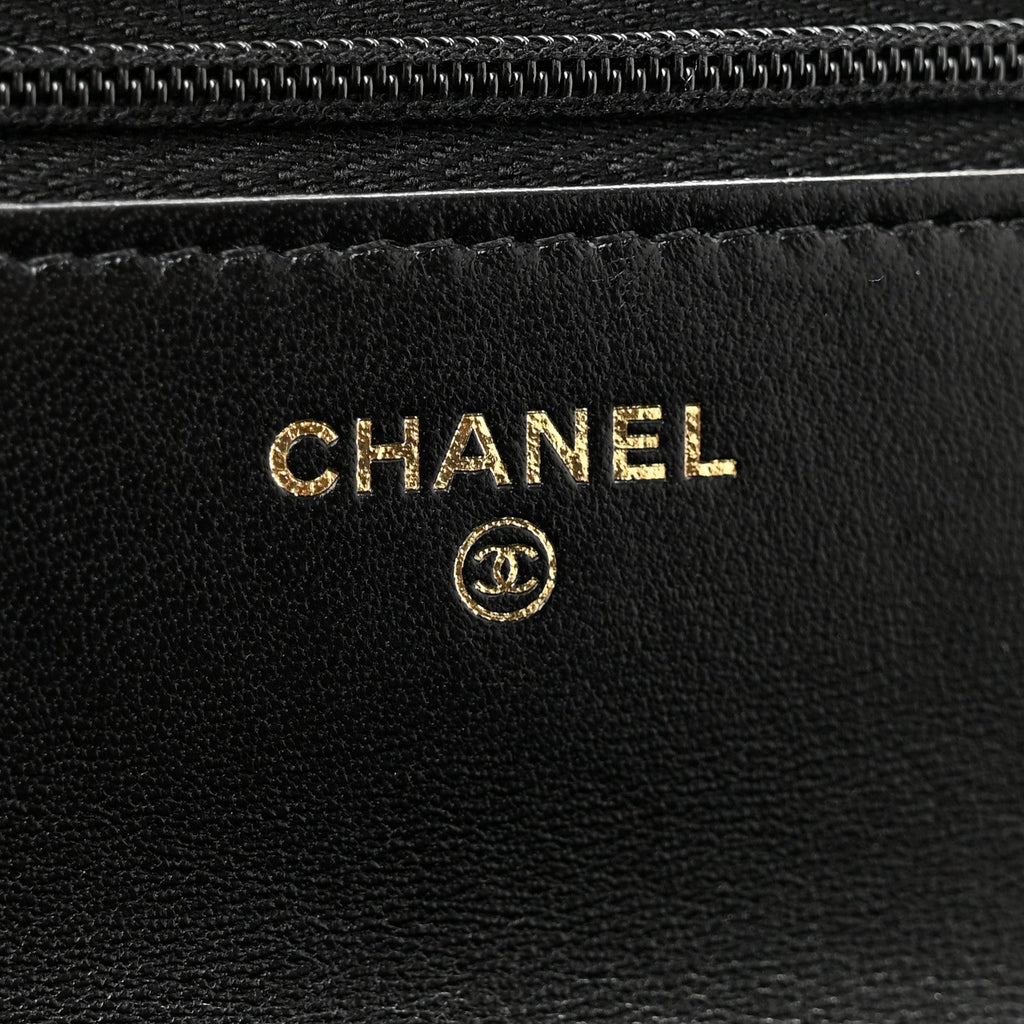 Lambskin Quilted Logo WOC Wallet On Chain Black wholesalehk.shop