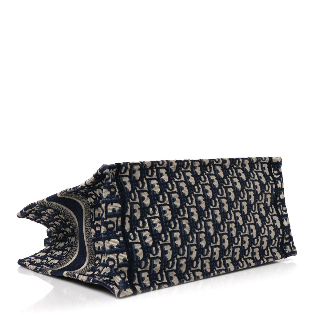 Oblique Medium Book Tote Blue Multicolor £¨ Direct shipment via from wholesalehk.shop