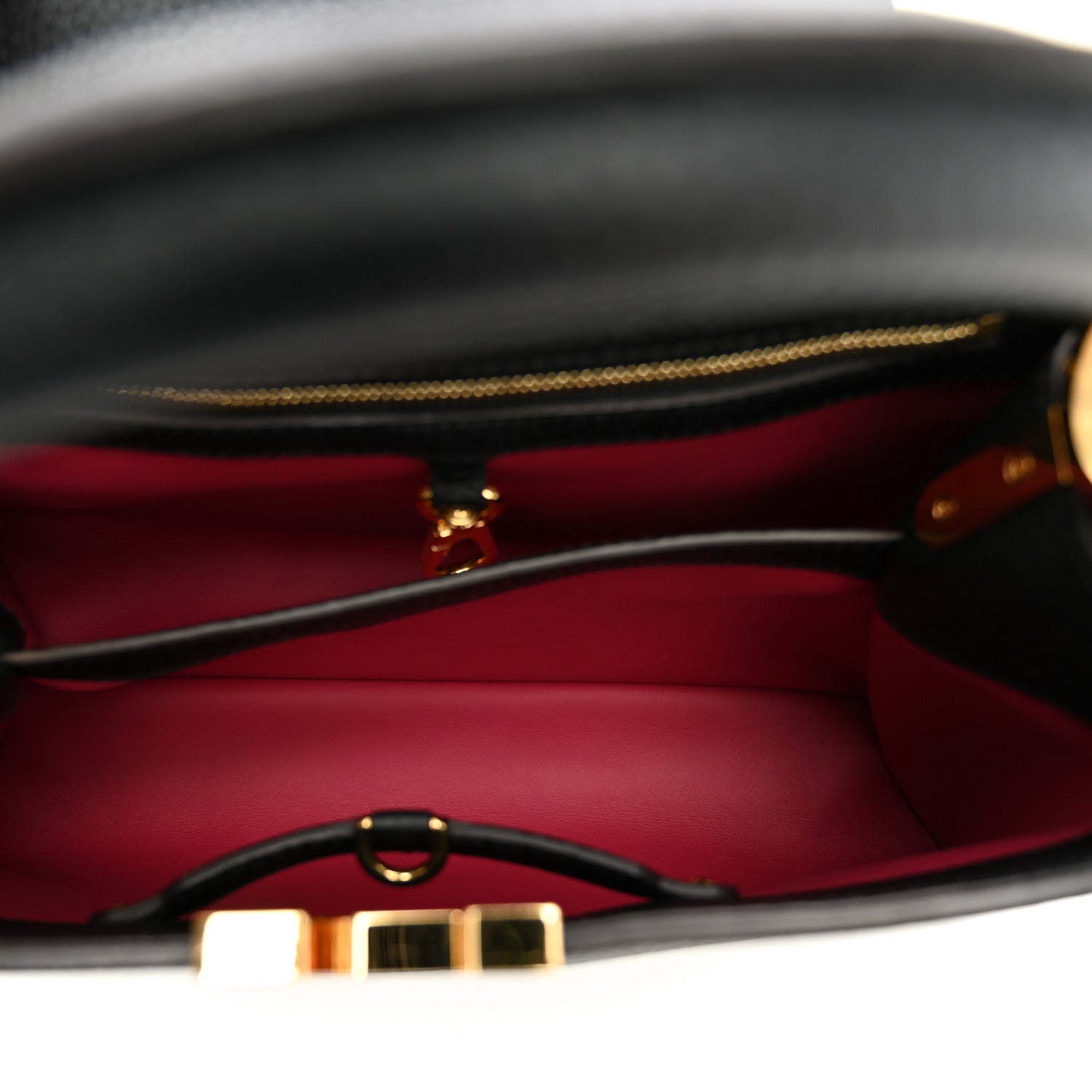 Taurillon Capucines PM Black £¨ Direct shipment via from wholesalehk.shop
