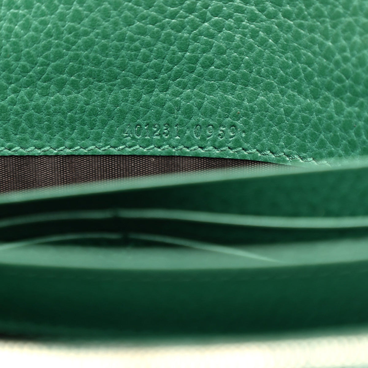 Calfskin Mini Dionysus Chain Wallet Emerald wholesalehk.shop