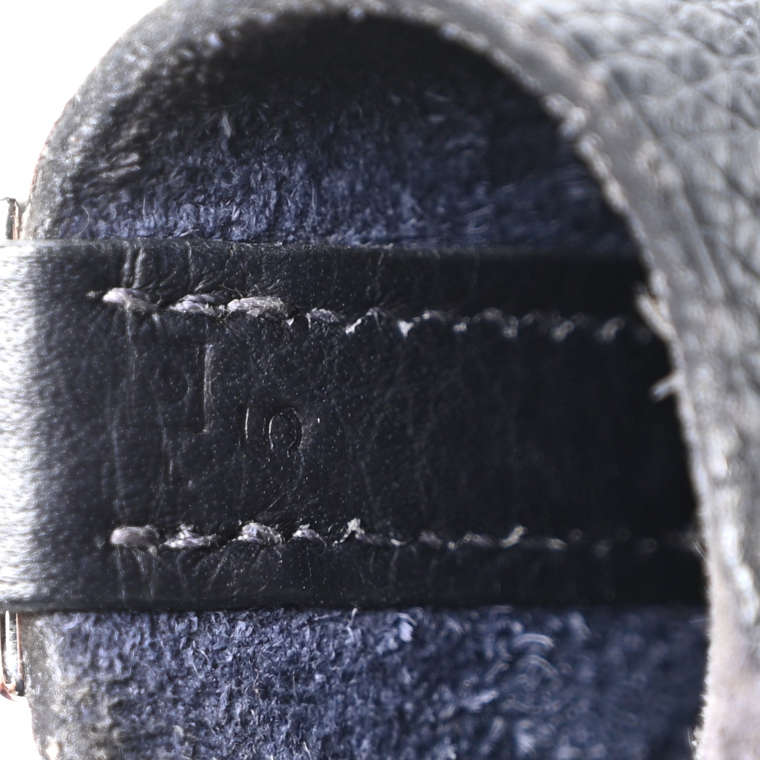 Taurillon Clemence Picotin Lock 18 PM Bleu Indigo £¨ Direct shipment via from wholesalehk.shop
