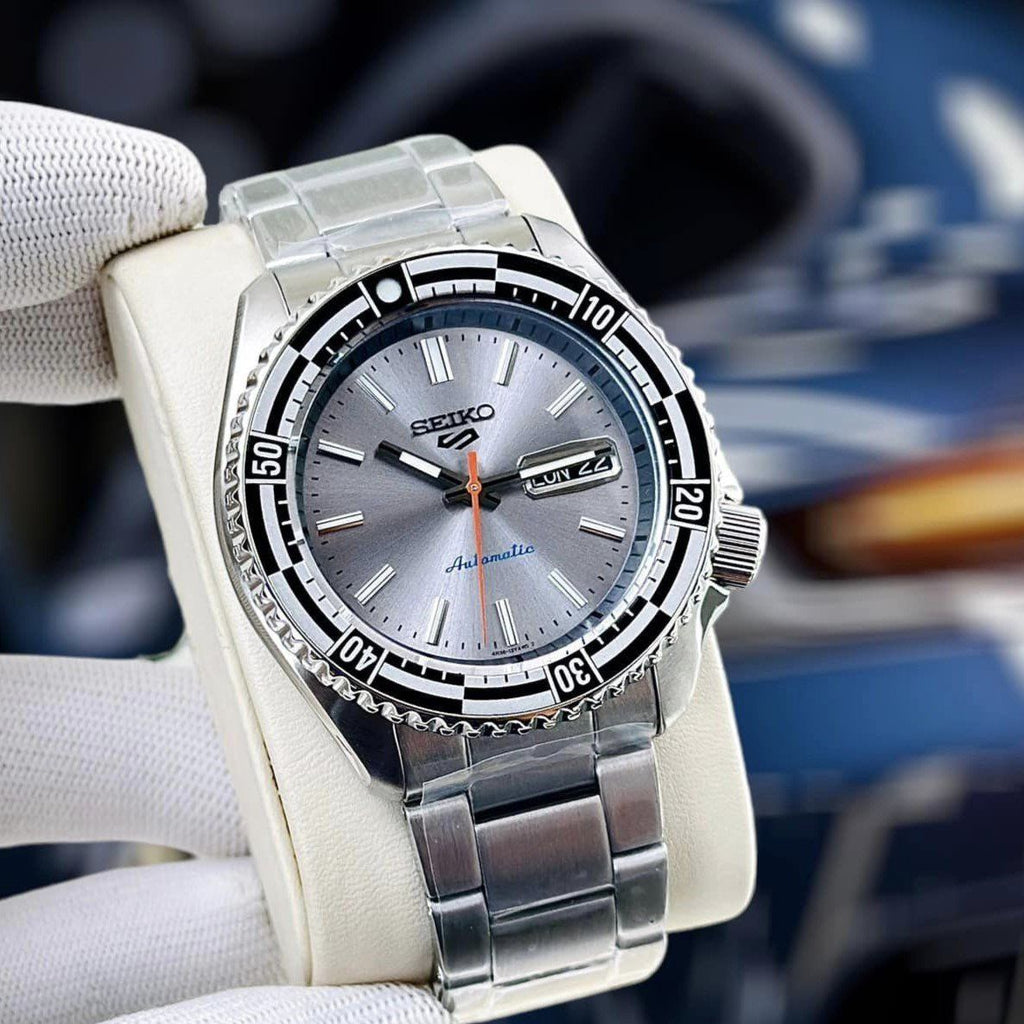 Seiko 5 Sports Special Edition Silver Dial Silver Steel Strap Watch For Men - SRPK09K1 wholesalehk.shop