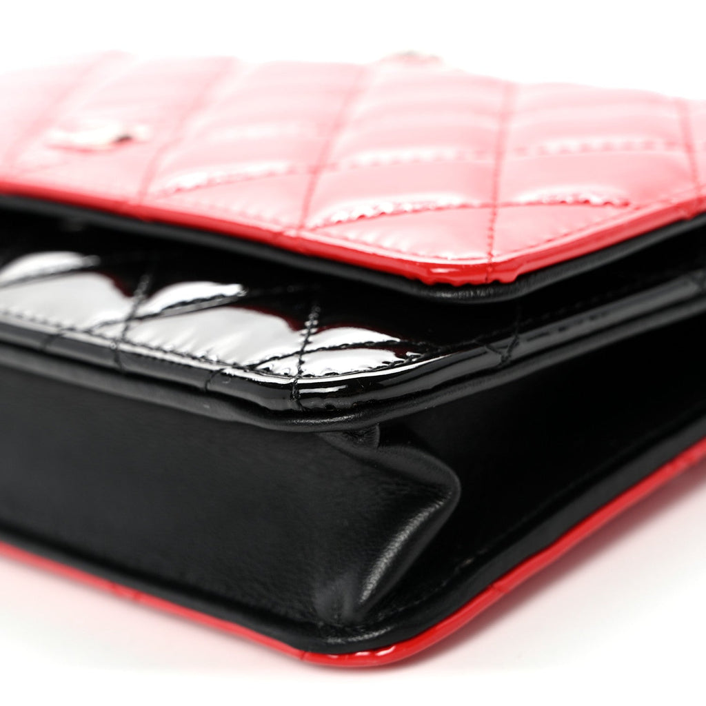 Patent Quilted Bi-Color Wallet On Chain WOC Red Black wholesalehk.shop
