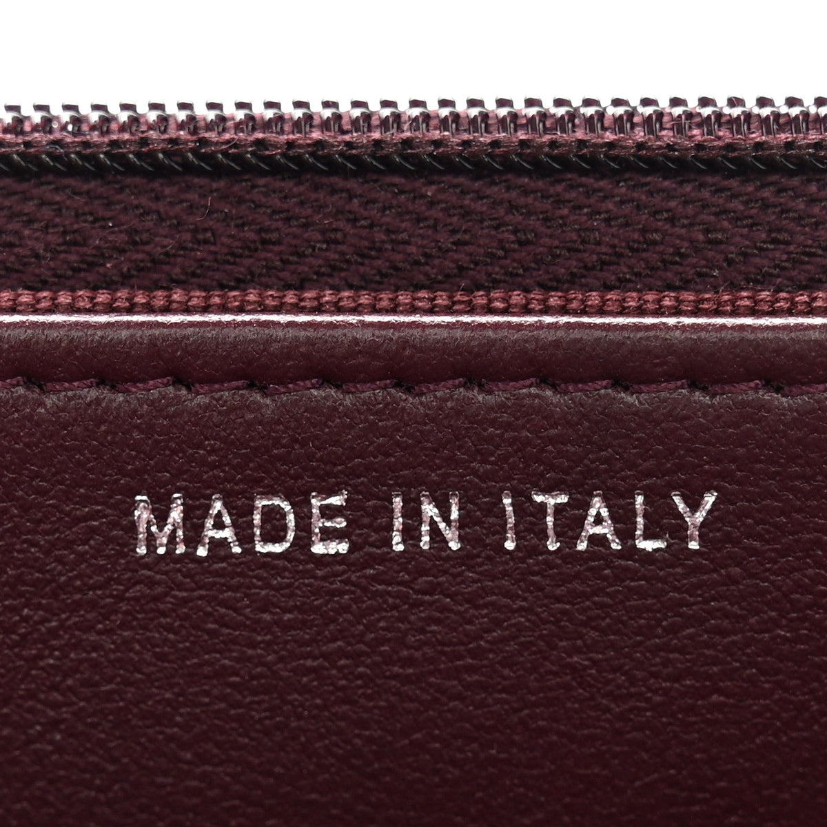 Lambskin Quilted Enamel CC Wallet On Chain WOC Burgundy wholesalehk.shop