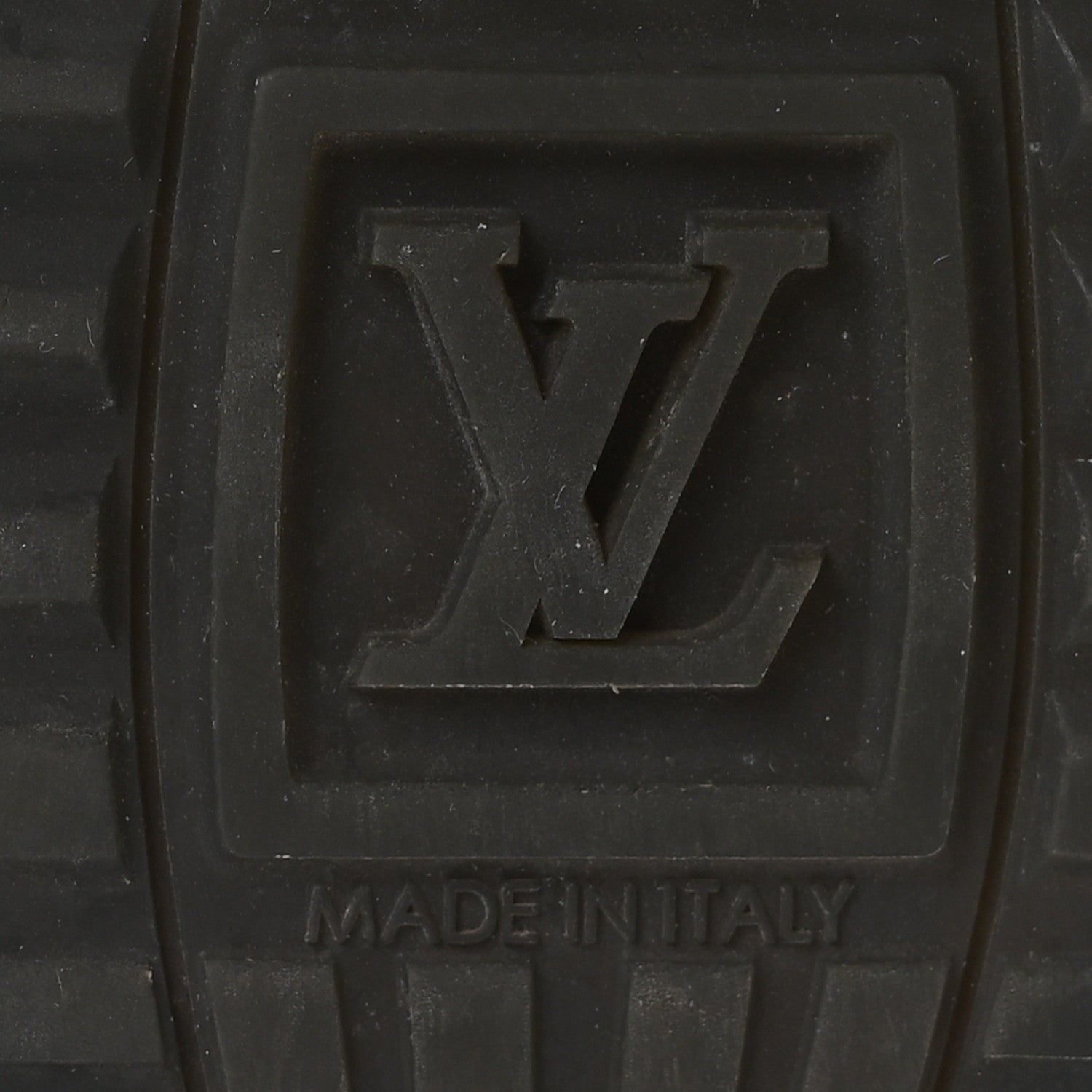 Suede Monogram Run Away Sneakers 36.5 Black £¨ Direct shipment via from wholesalehk.shop