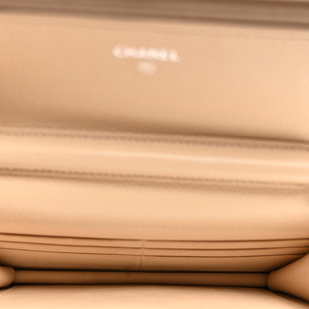 Caviar Quilted Wallet on Chain WOC Beige wholesalehk.shop