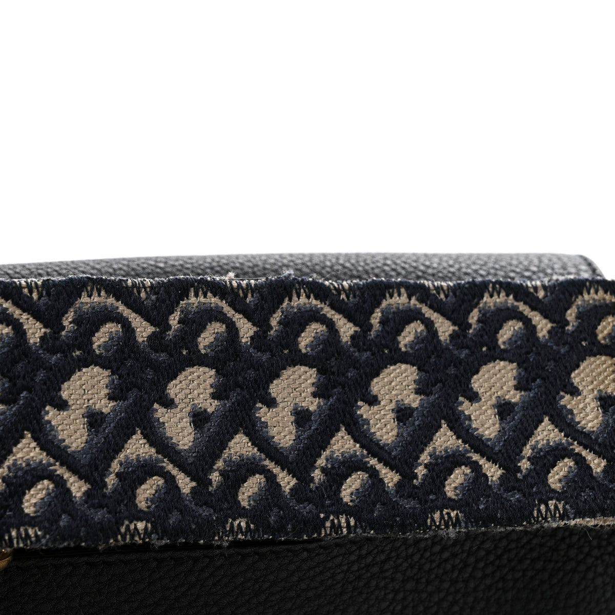 Grained Calfskin Large Bobby Flap Black wholesalehk.shop