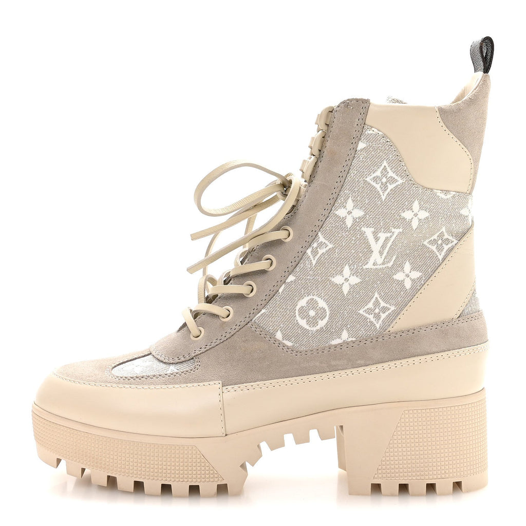 Suede Calfskin Laureate Platform Desert Boots 41 Beige £¨ Direct shipment via from wholesalehk.shop
