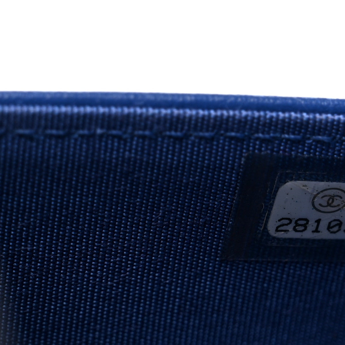 Caviar Quilted Boy Wallet On Chain WOC Dark Blue wholesalehk.shop