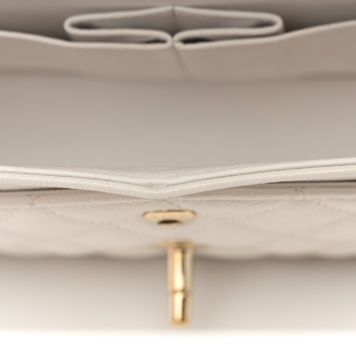 Caviar Quilted Small Double Flap White wholesalehk.shop