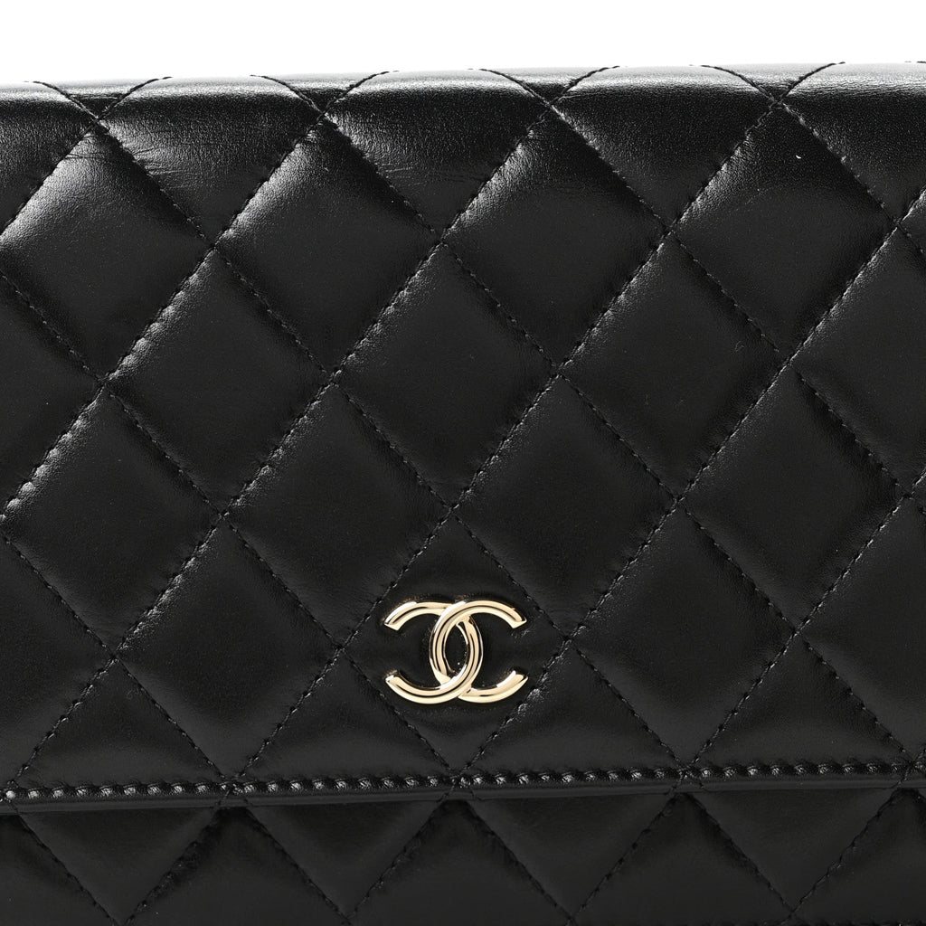 Calfskin Quilted Maxi Pearl Wallet On Chain WOC Black wholesalehk.shop