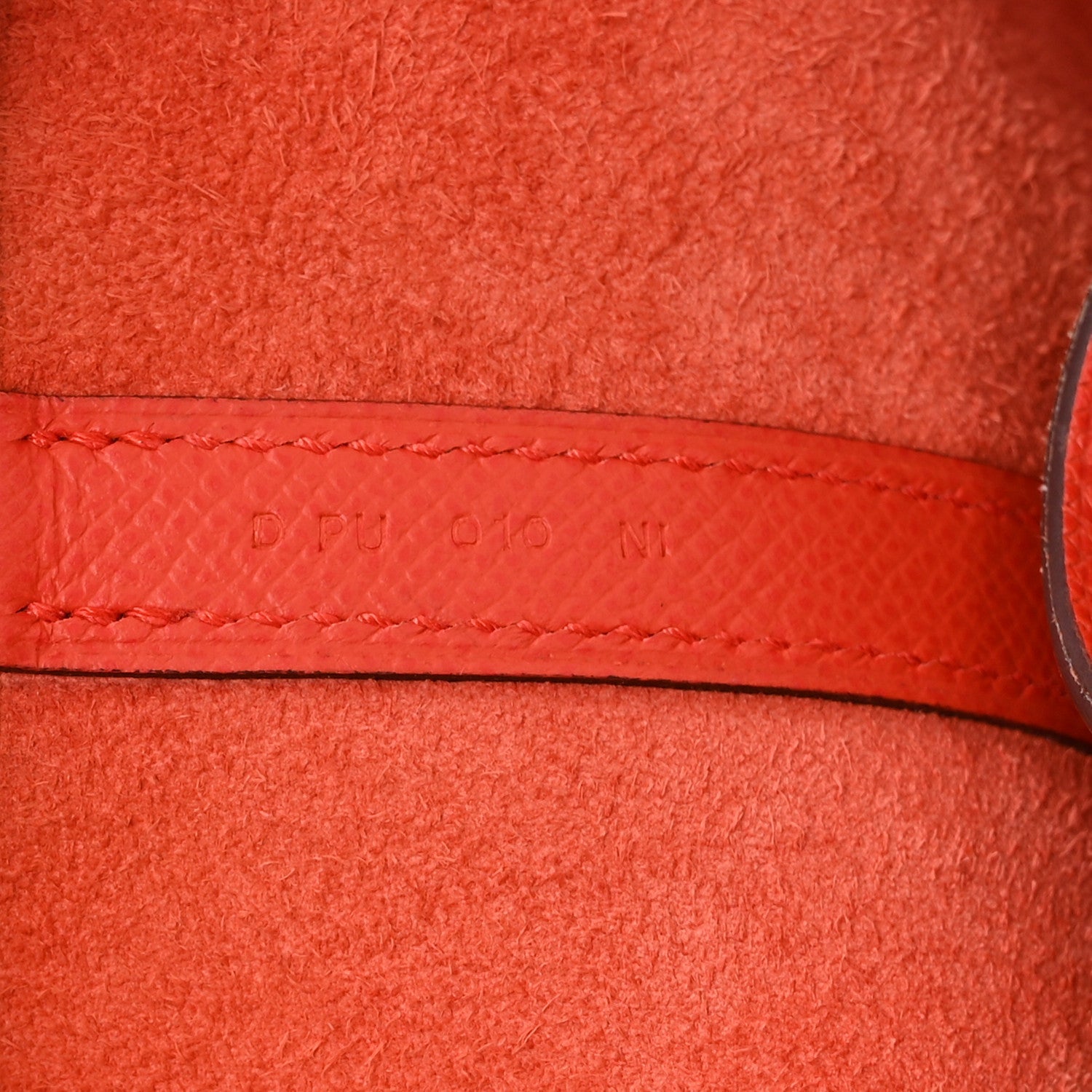 Epsom Tressage De Cuir Picotin Lock 22 MM Rouge Coeur Bleu du Nord Rouge H £¨ Direct shipment via from wholesalehk.shop