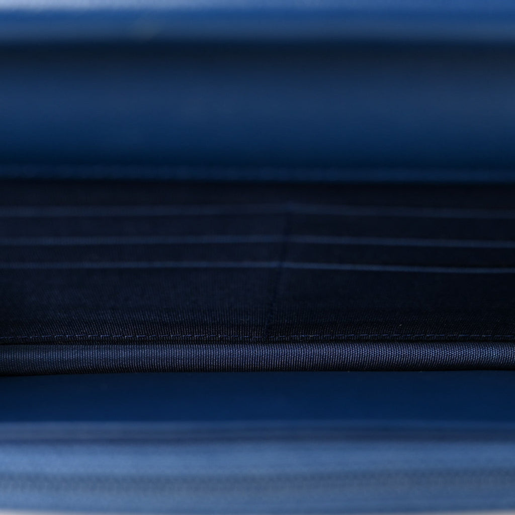 Caviar Quilted Boy Wallet On Chain WOC Dark Blue wholesalehk.shop
