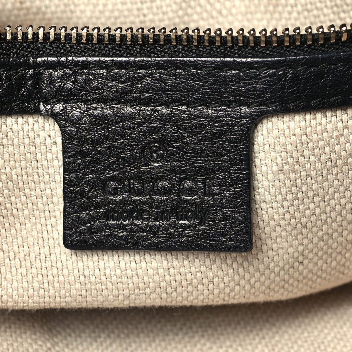 Pebbled Calfskin Medium Soho Chain Shoulder Bag Black wholesalehk.shop