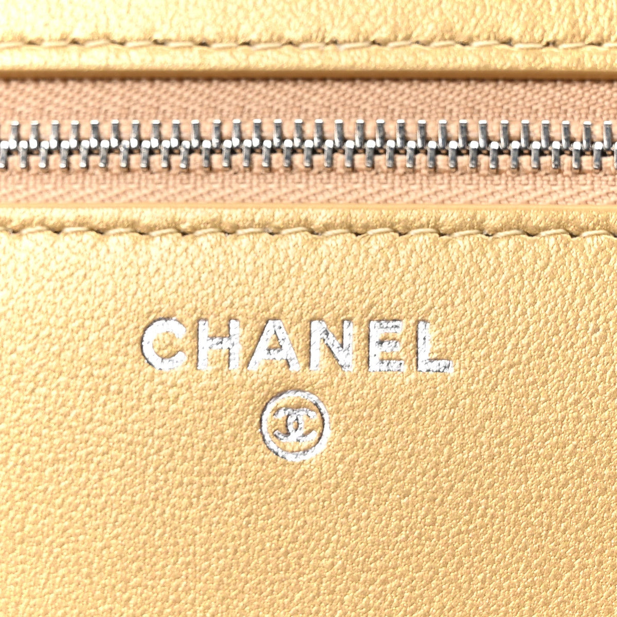 Calfskin Lizard Embossed Wallet On Chain WOC Gold wholesalehk.shop