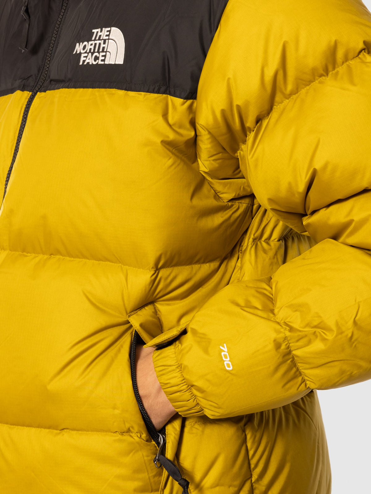 2026 New Arrival Giacca Retro Nuptse in Tessuto Ripstop Lucido Senape wholesalehk.shop