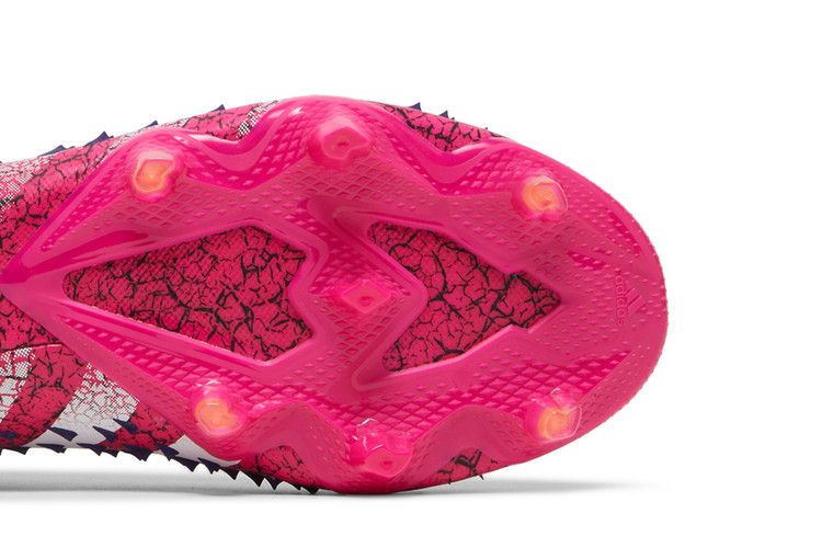 adidas Predator Freak.1 Low FG Demonskin Black Shock Pink