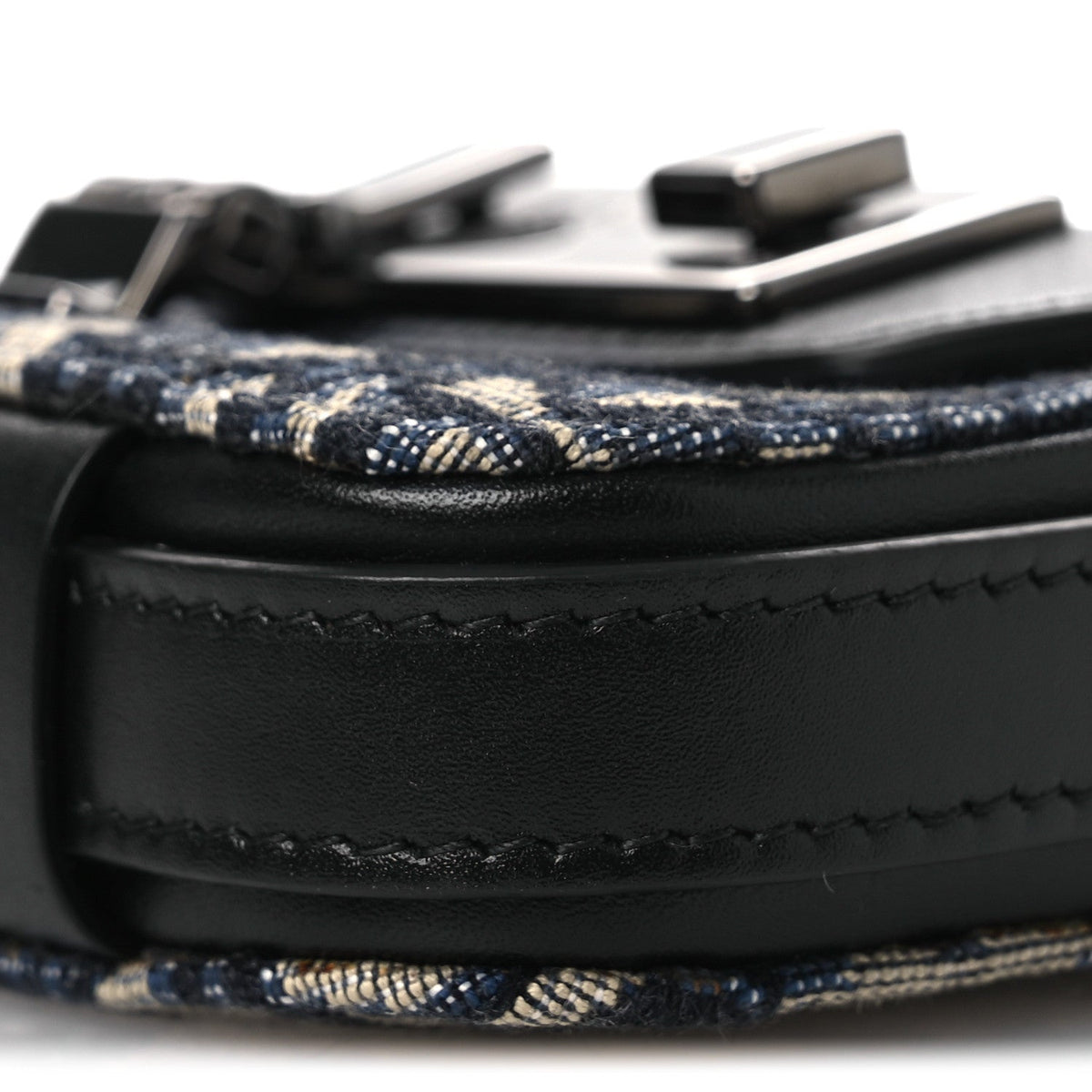 Oblique Smooth Calfskin Nano Pouch Beige Black wholesalehk.shop