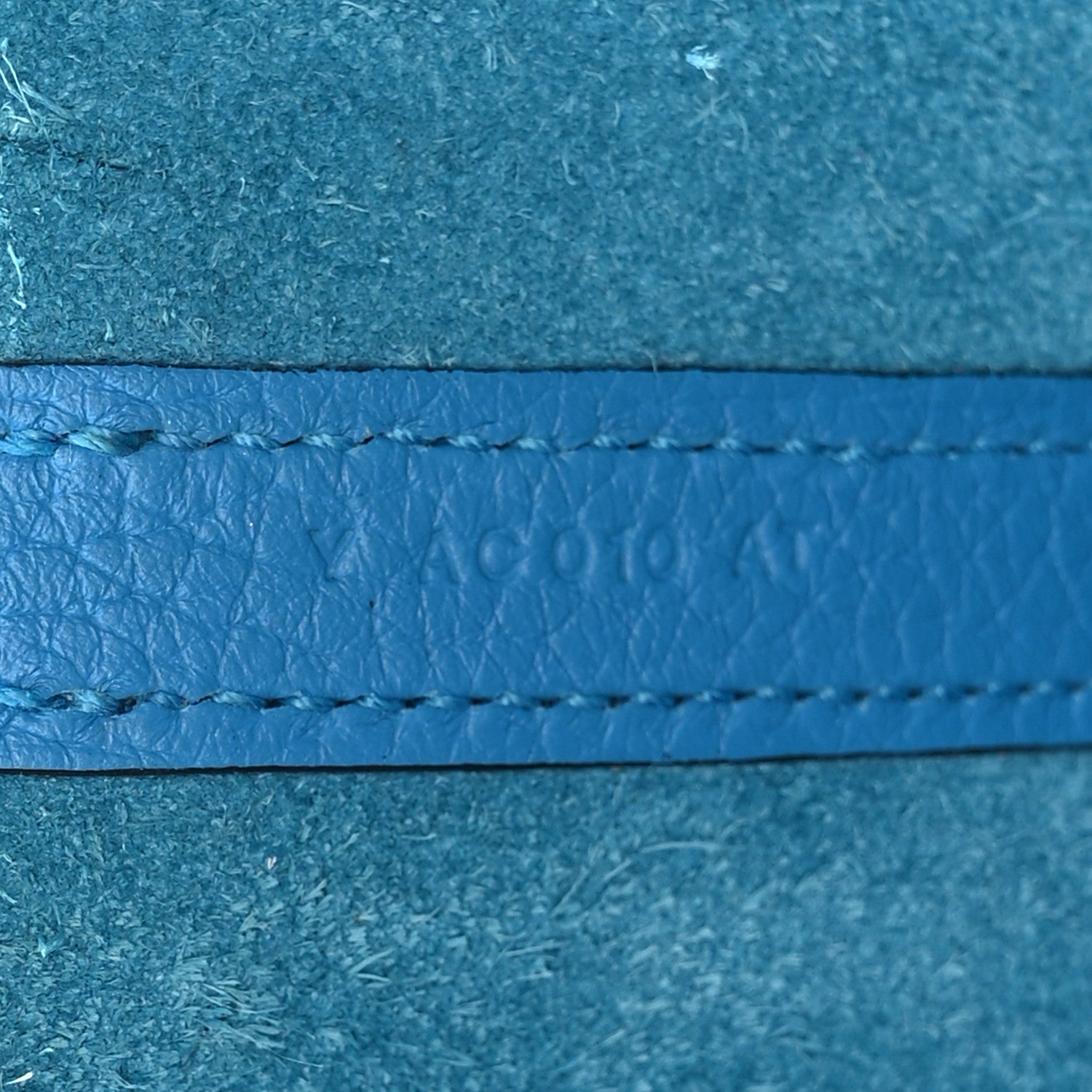 Taurillon Clemence Picotin Lock 18 PM Bleu Frida £¨ Direct shipment via from wholesalehk.shop