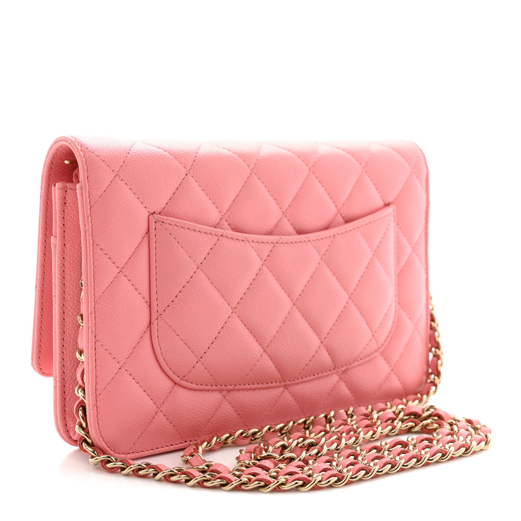 Caviar Quilted Wallet on Chain WOC Pink wholesalehk.shop