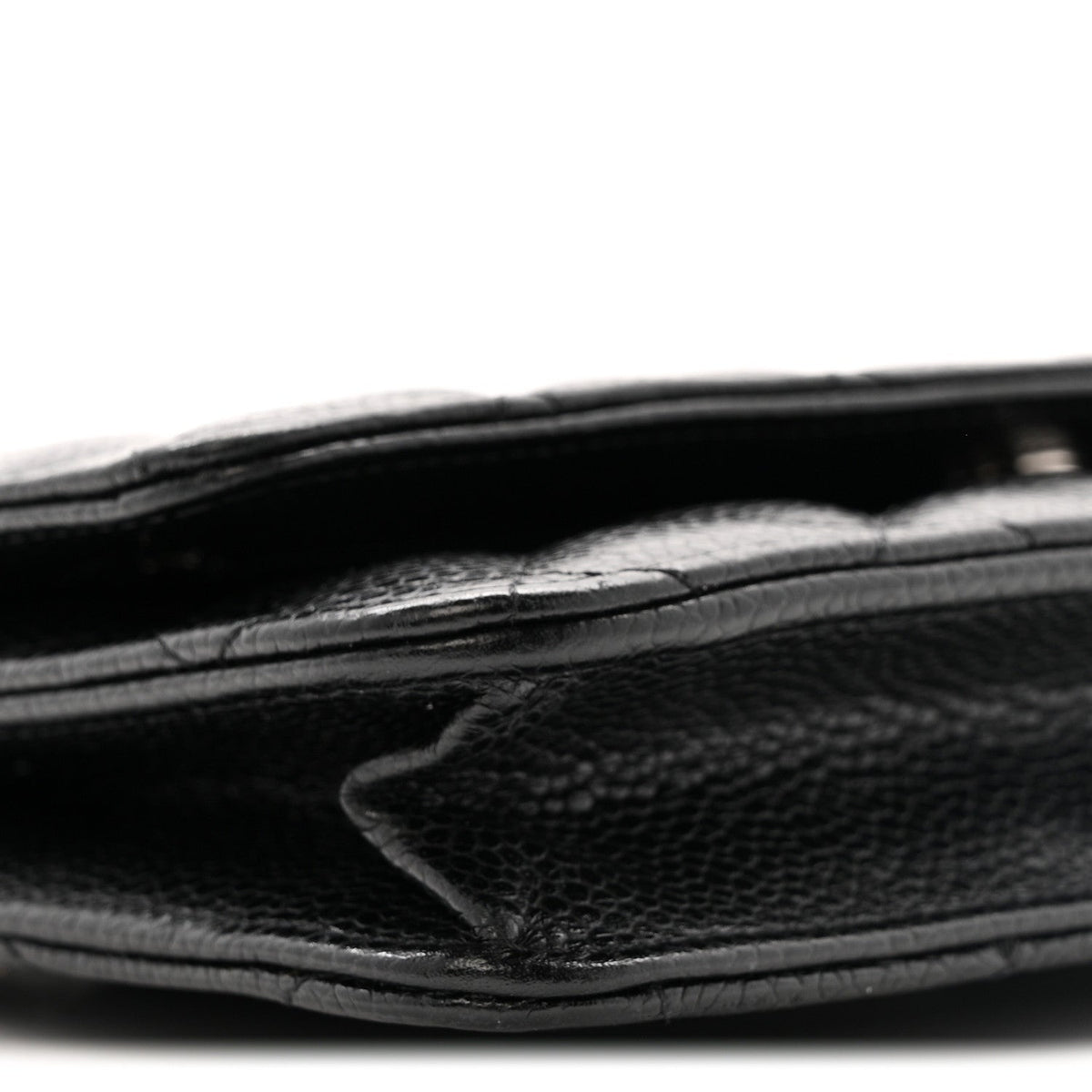 Caviar Quilted Wallet on Chain WOC Black wholesalehk.shop