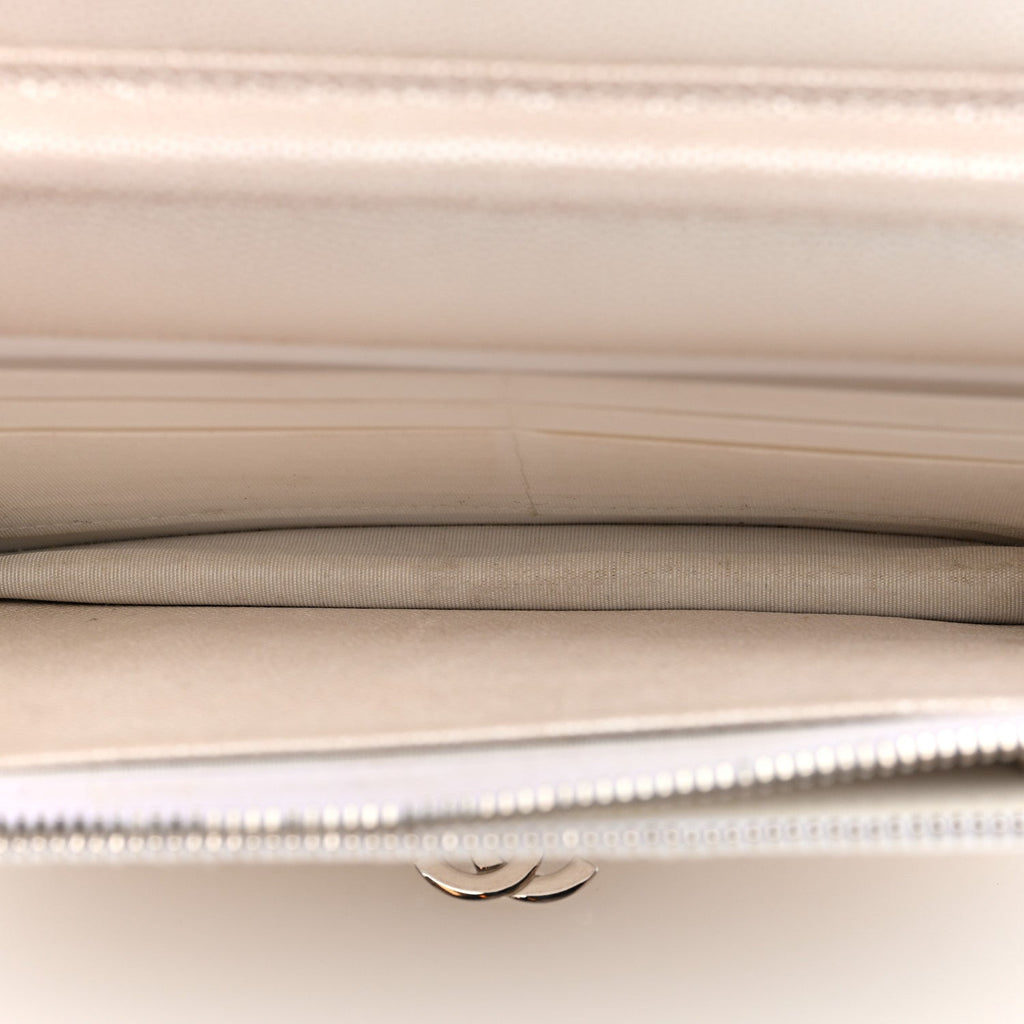 Iridescent Caviar Quilted Golden Class Wallet On Chain WOC White wholesalehk.shop