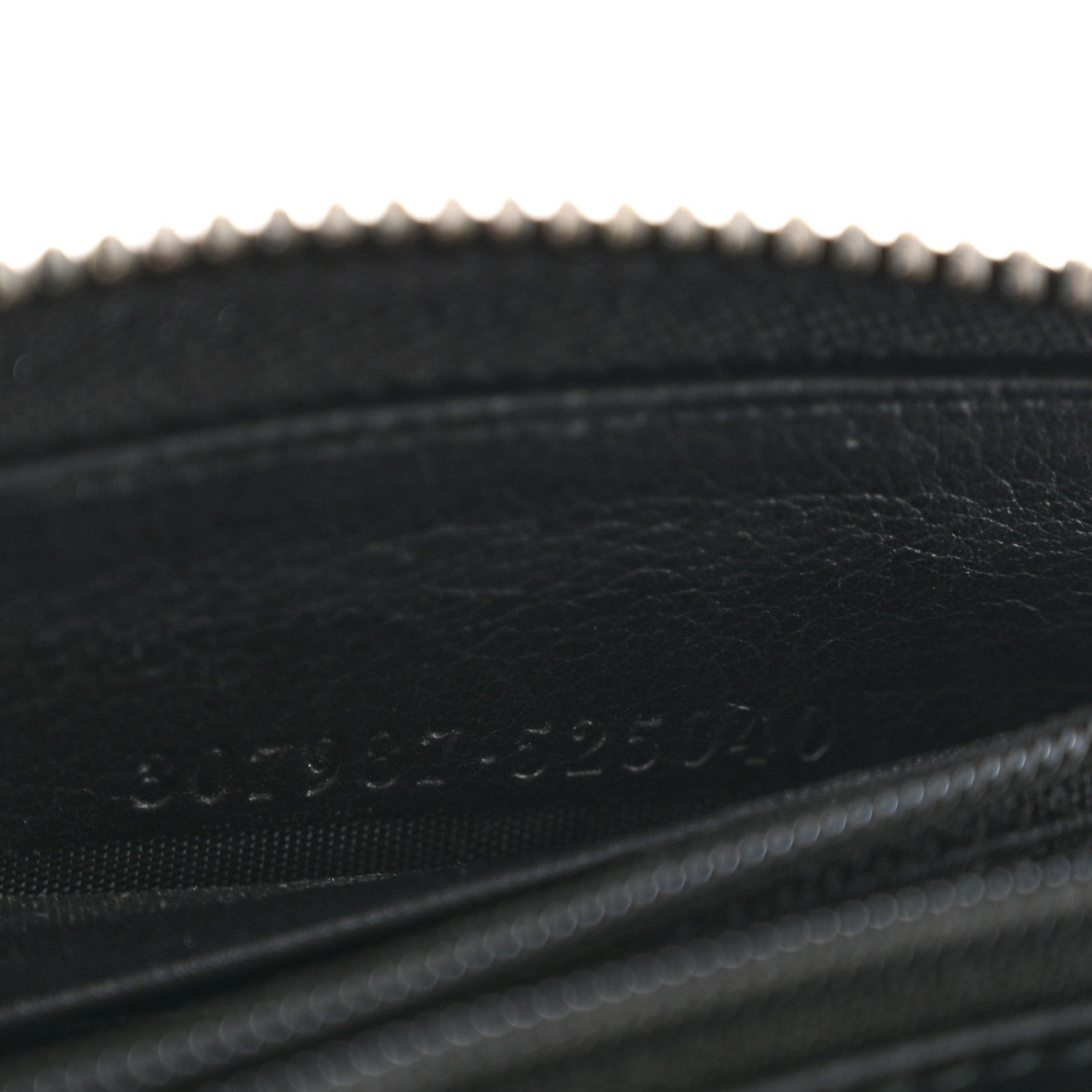 Guccissima Signature Microguccissima Bree Zip Around Wallet Black £¨ Direct shipment via from wholesalehk.shop