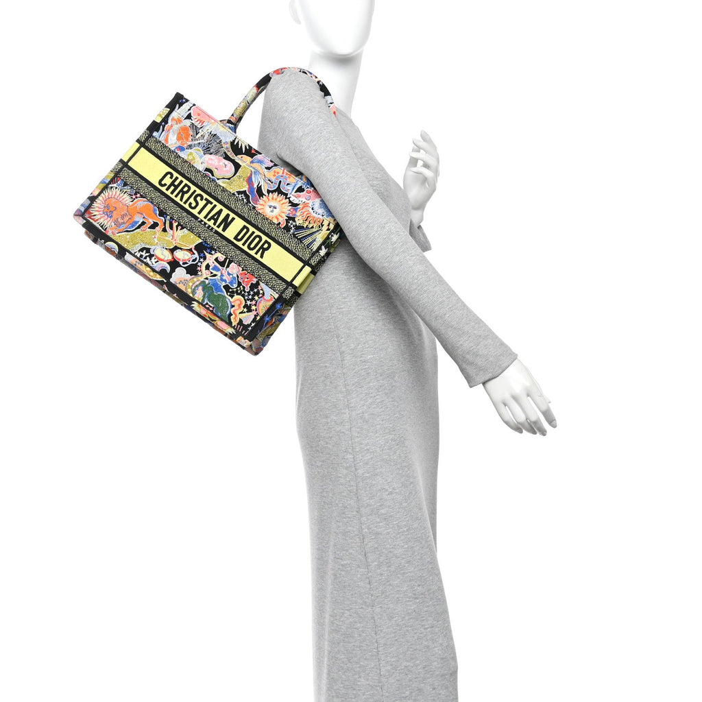 Canvas Zodiac Fantastico Embroidered Medium Book Tote Black Multicolor £¨ Direct shipment via from wholesalehk.shop