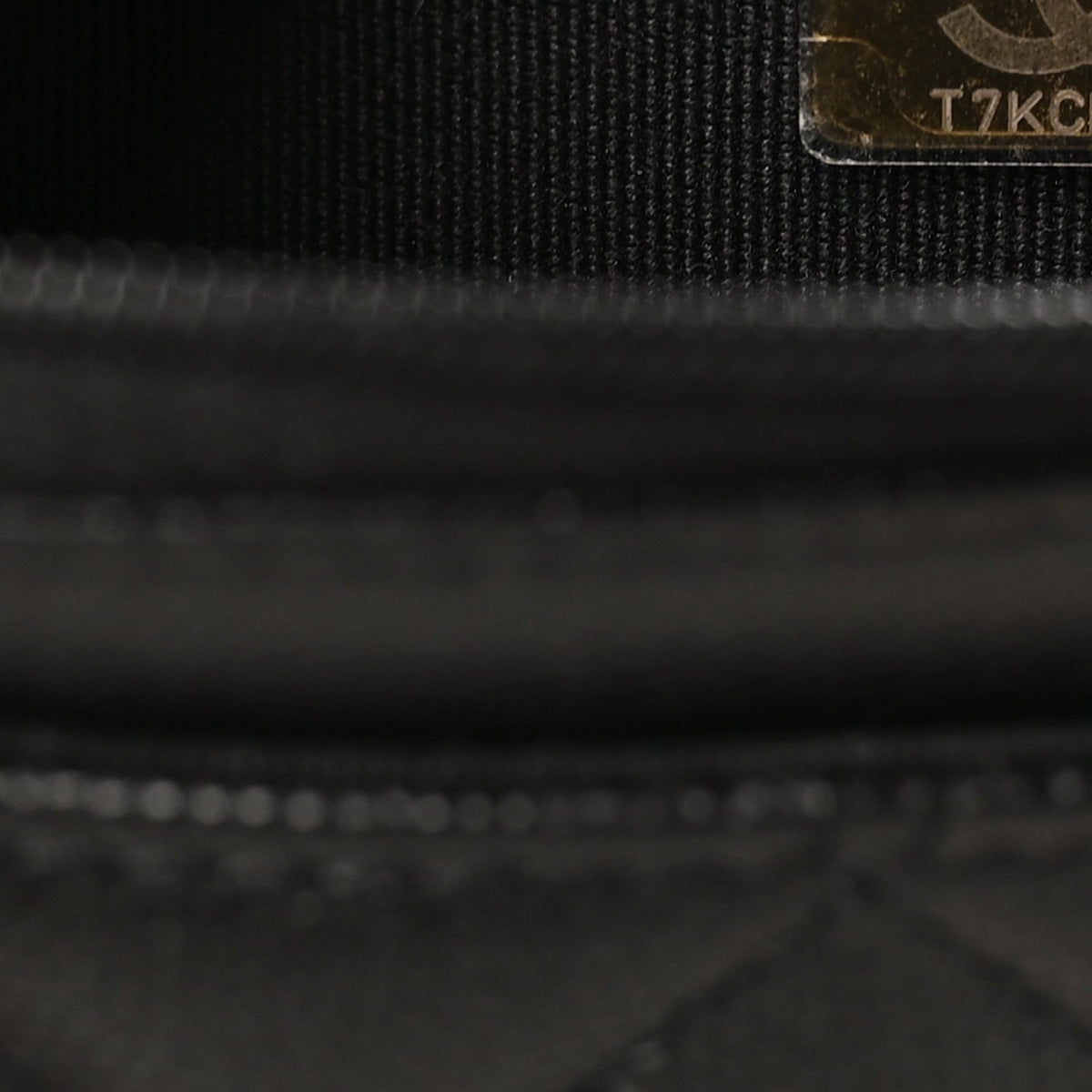 Caviar Quilted Camellia Wallet On Chain WOC Black wholesalehk.shop