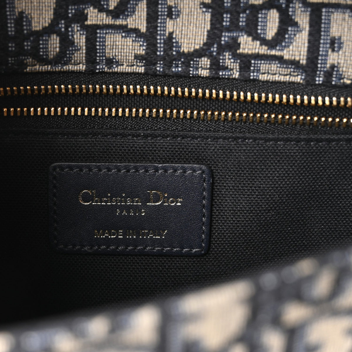 Oblique 30 Montaigne Flap Bag Blue wholesalehk.shop
