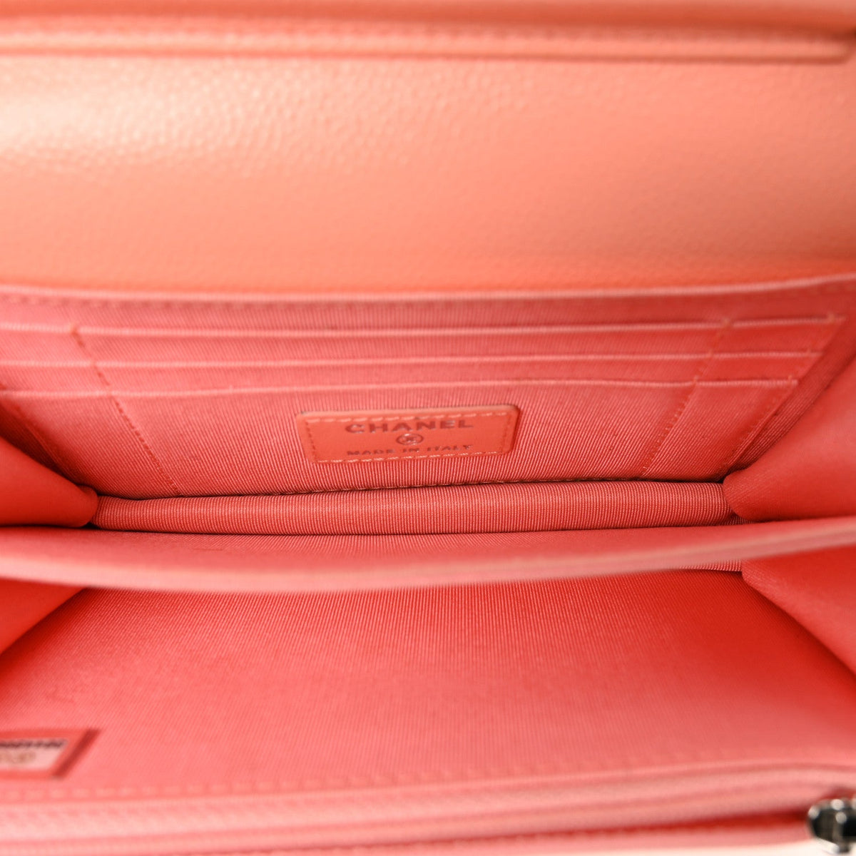 Caviar Quilted Mini Wallet On Chain WOC Coral wholesalehk.shop