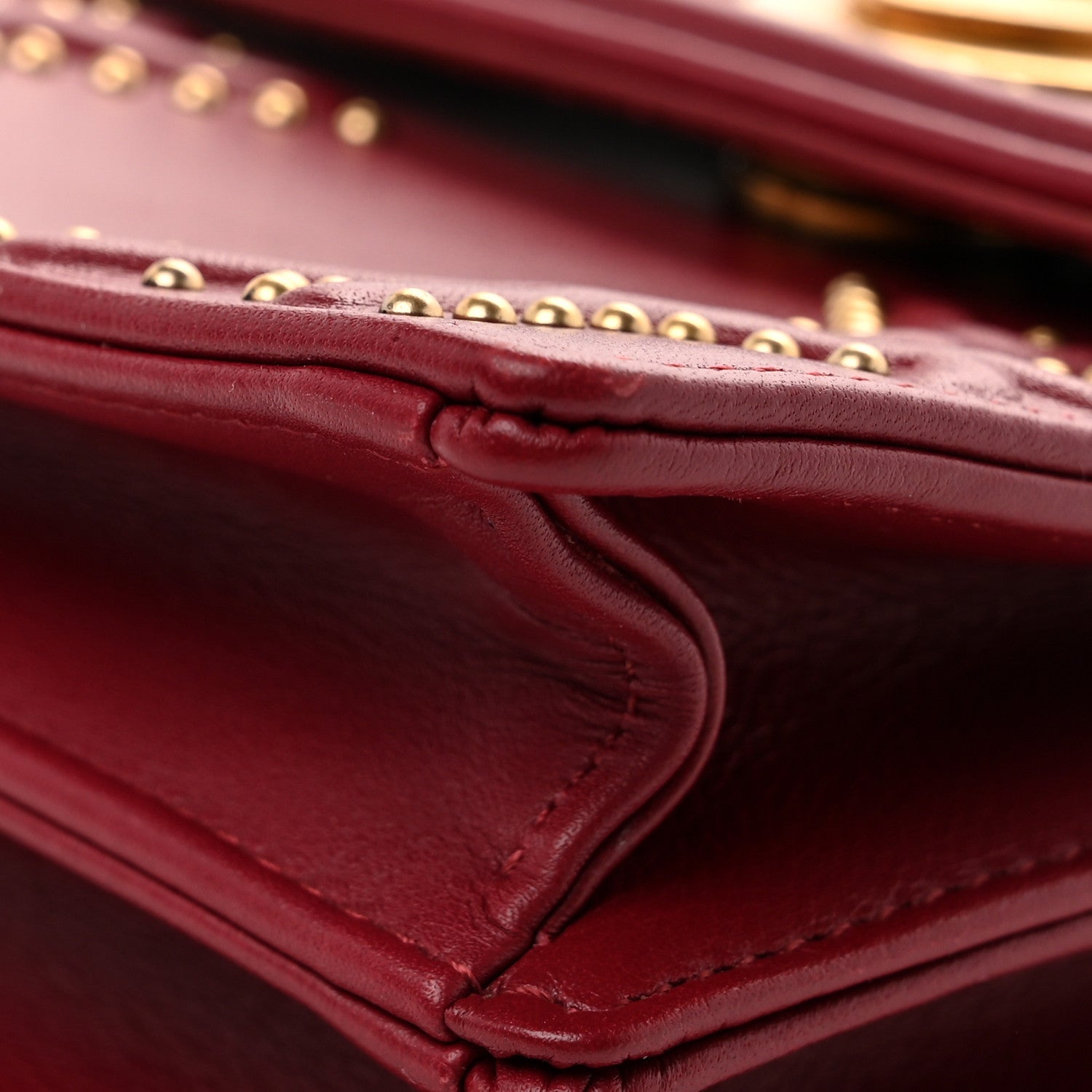 Lambskin Studded Vertical Diorama Spicy Red ¡§ Direct shipment via from wholesalehk.shop