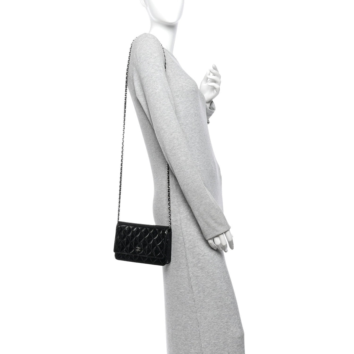 Patent Quilted Wallet On Chain WOC Black wholesalehk.shop