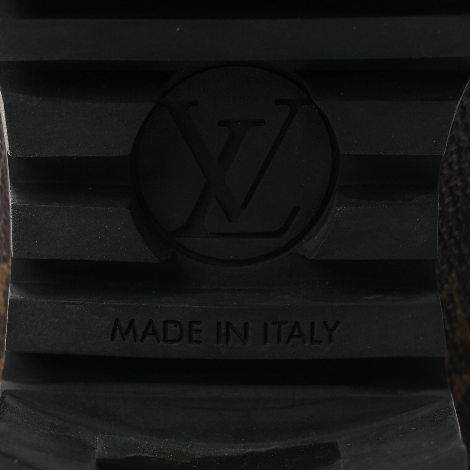 Suede Calfskin Monogram Laureate Platform Desert Boots 36 Black £¨ Direct shipment via from wholesalehk.shop
