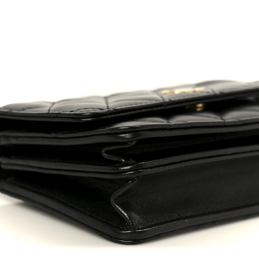 Lambskin Quilted CC Pearl Enamel Clutch on Chain WOC Black wholesalehk.shop