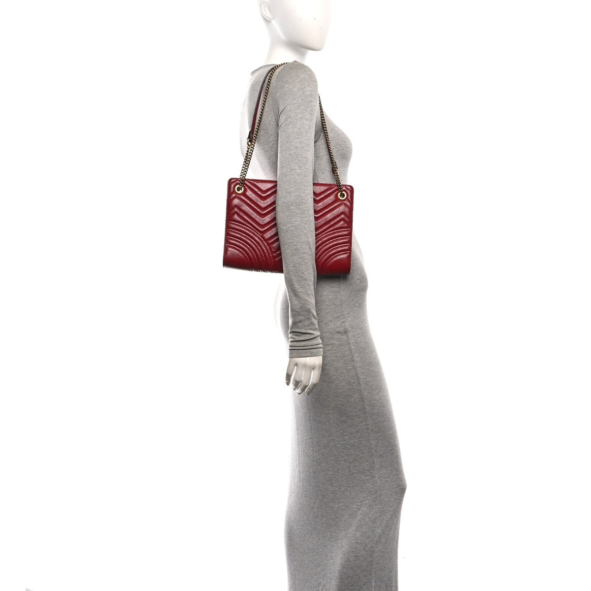 Azalea Calfskin Matelasse Heart Medium GG Marmont Slim Shoulder Bag Romantic Cerise wholesalehk.shop