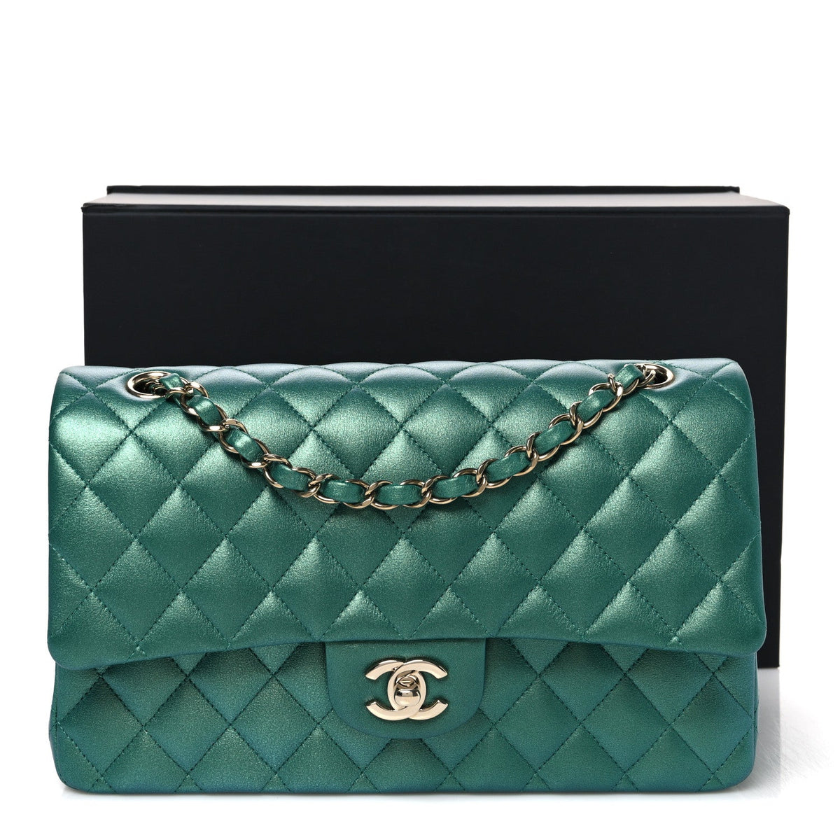 Iridescent Calfskin Quilted Medium Double Flap Green wholesalehk.shop