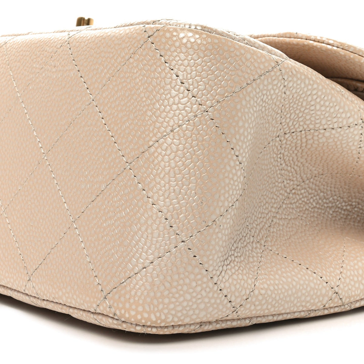 Iridescent Caviar Quilted Jumbo Double Flap Beige wholesalehk.shop