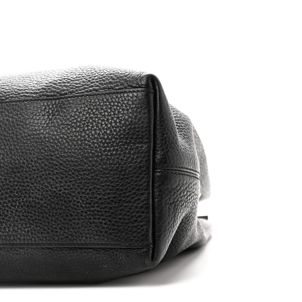 Pebbled Calfskin Medium Soho Chain Shoulder Bag Black wholesalehk.shop