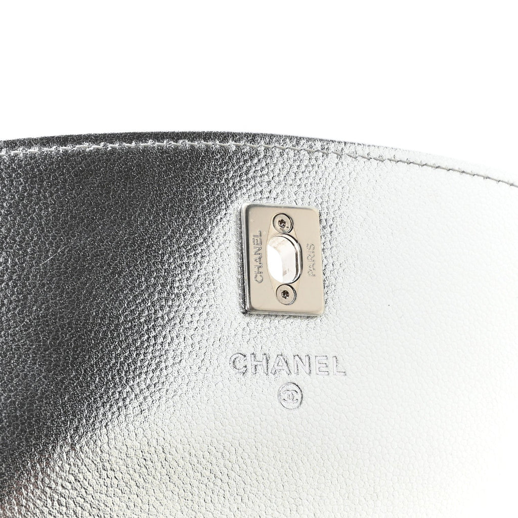 Metallic Caviar Quilted Top Handle Wallet on Chain WOC Silver wholesalehk.shop