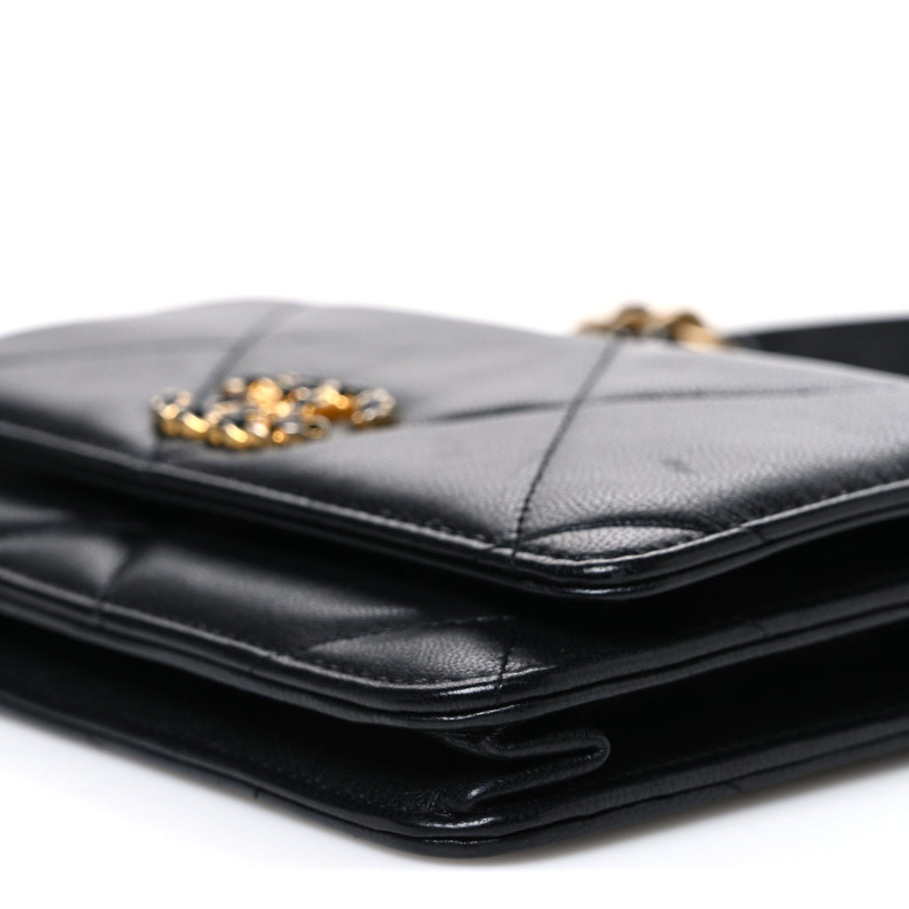 Goatskin Quilted Chanel 19 Wallet On Chain WOC Black wholesalehk.shop