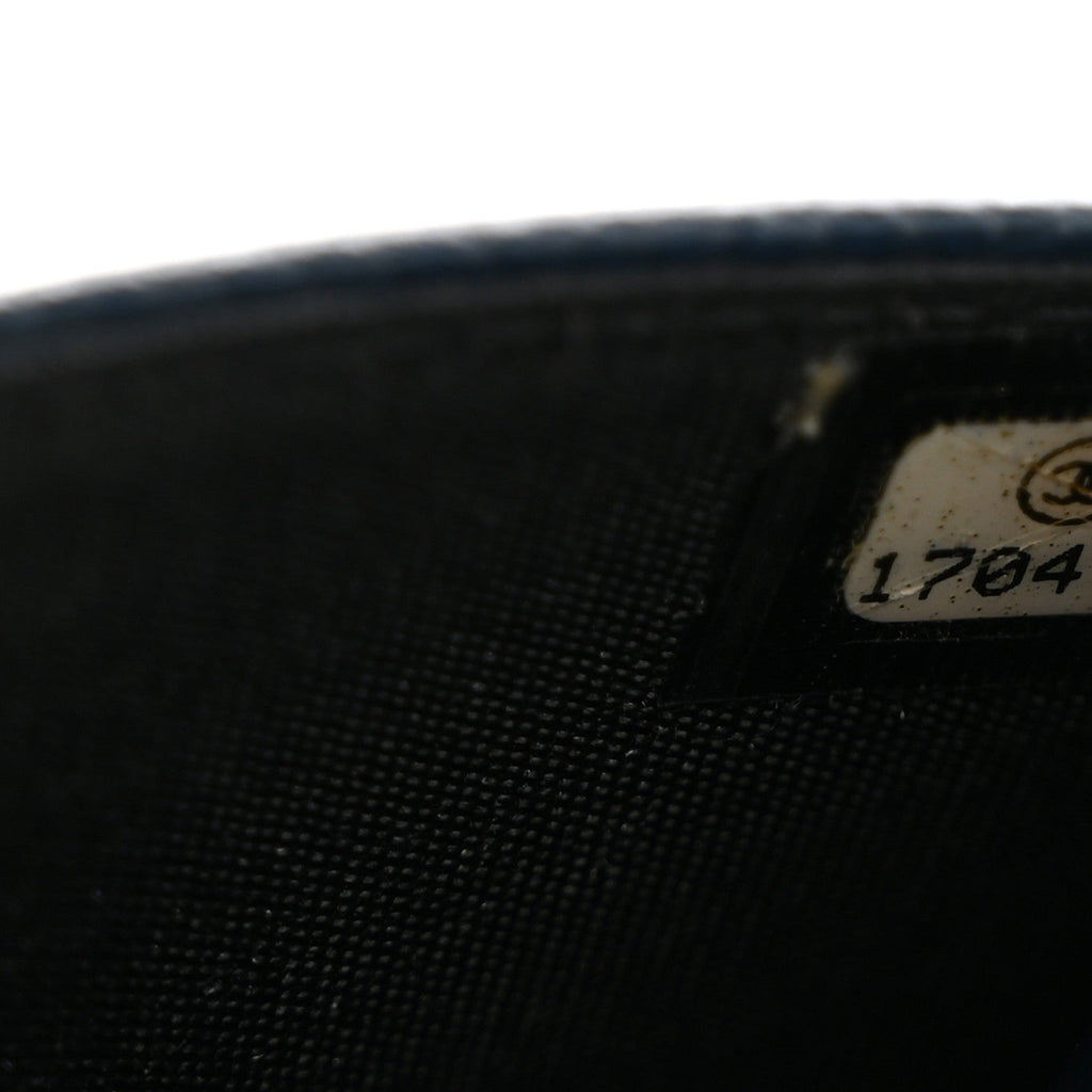 Caviar Timeless CC Wallet on Chain WOC Navy Blue wholesalehk.shop