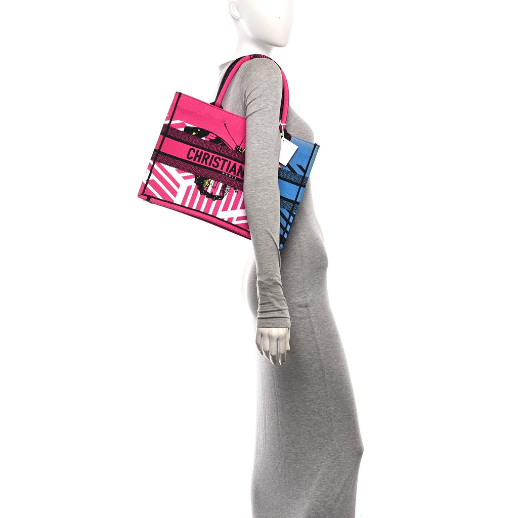Canvas Embroidered Medium Jungle Pop Book Tote Fuchsia Multicolor £¨ Direct shipment via from wholesalehk.shop